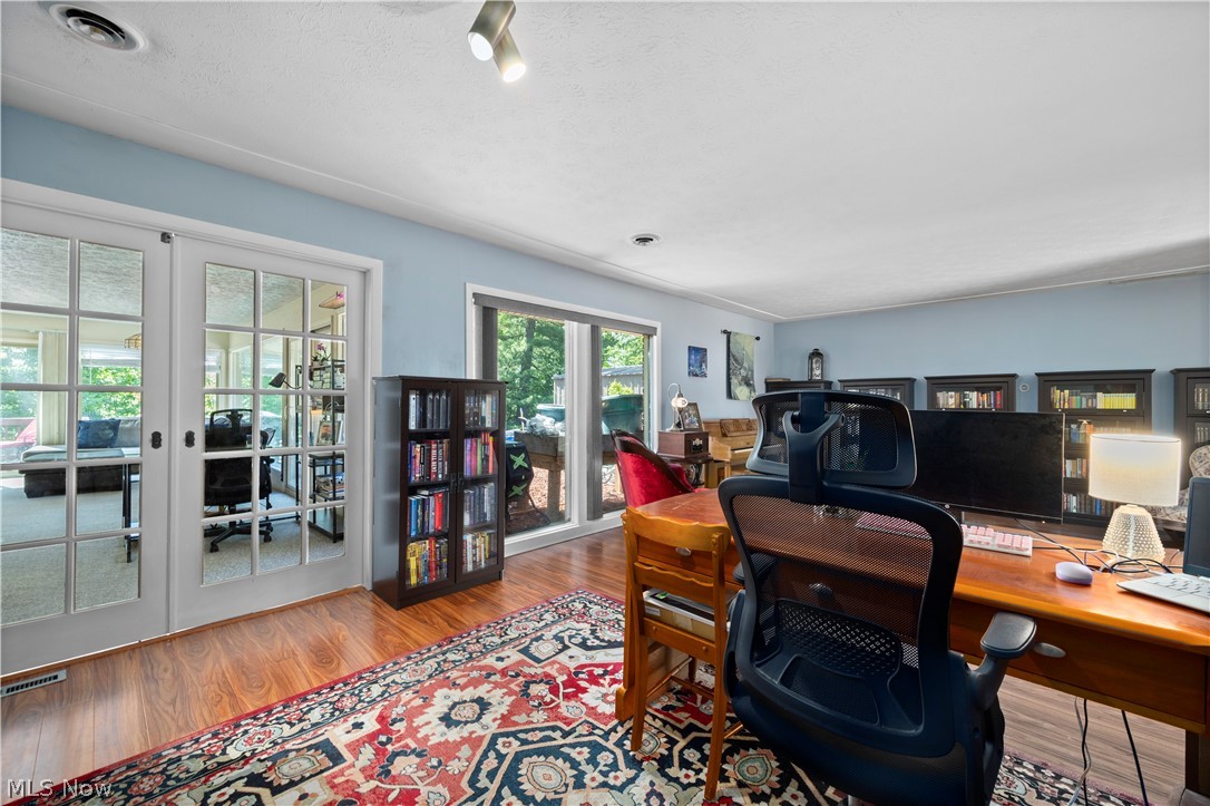 161 Canterbury Road Elyria OH 44035