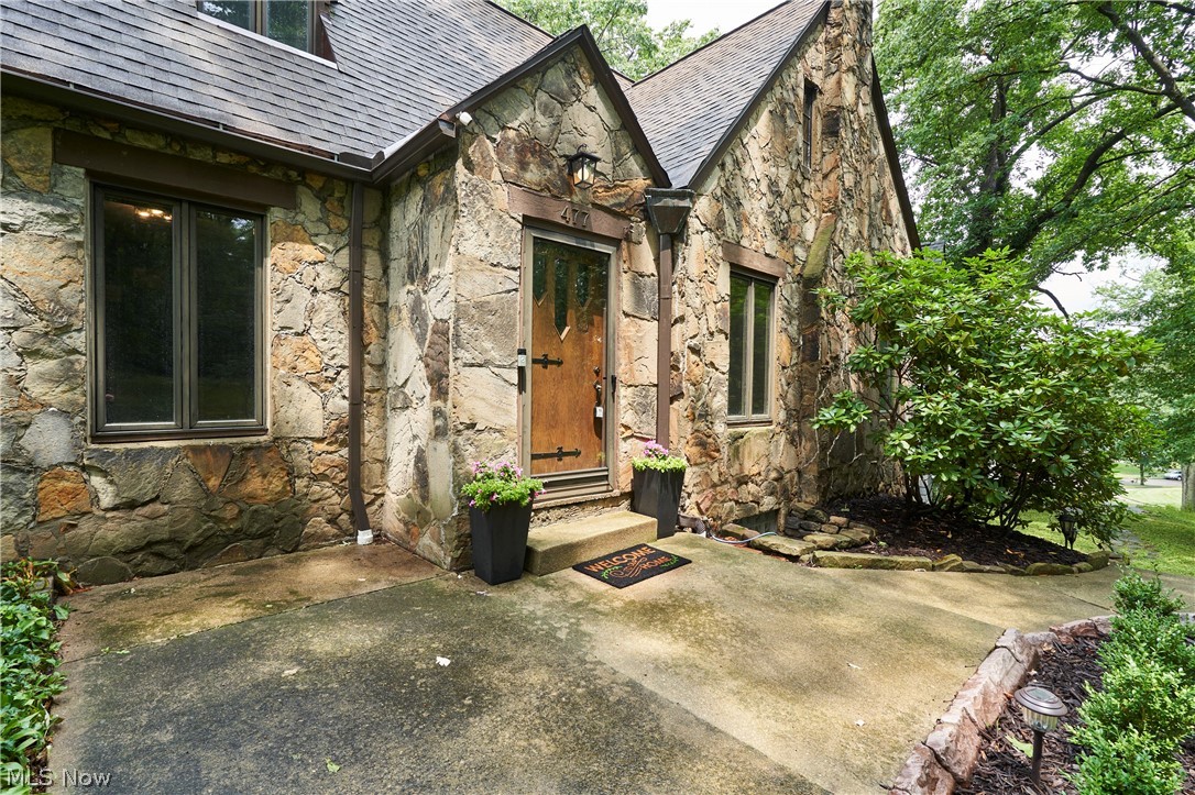 477 Palisades Drive Akron OH 44303