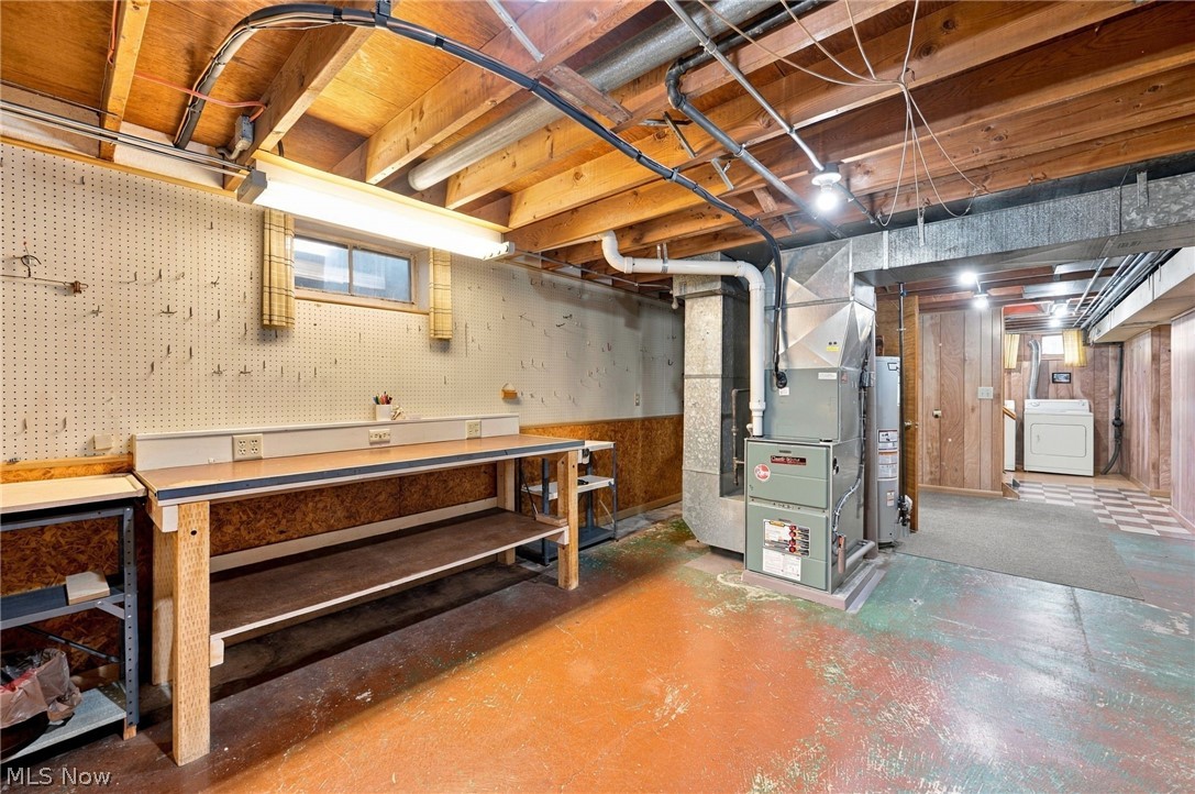 15402 Louis Avenue Cleveland OH 44135