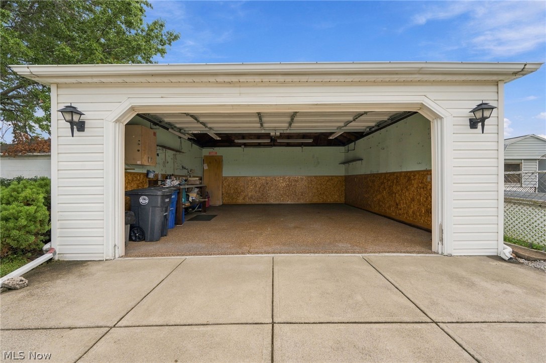 15402 Louis Avenue Cleveland OH 44135