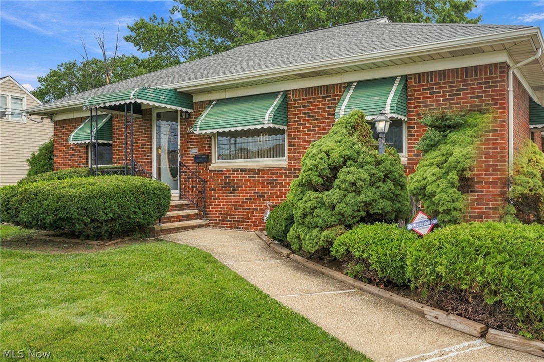 15402 Louis Avenue Cleveland OH 44135