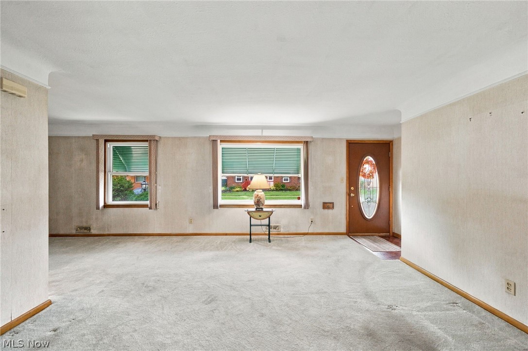 15402 Louis Avenue Cleveland OH 44135