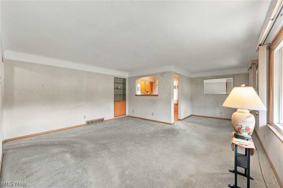15402 Louis Avenue Cleveland OH 44135
