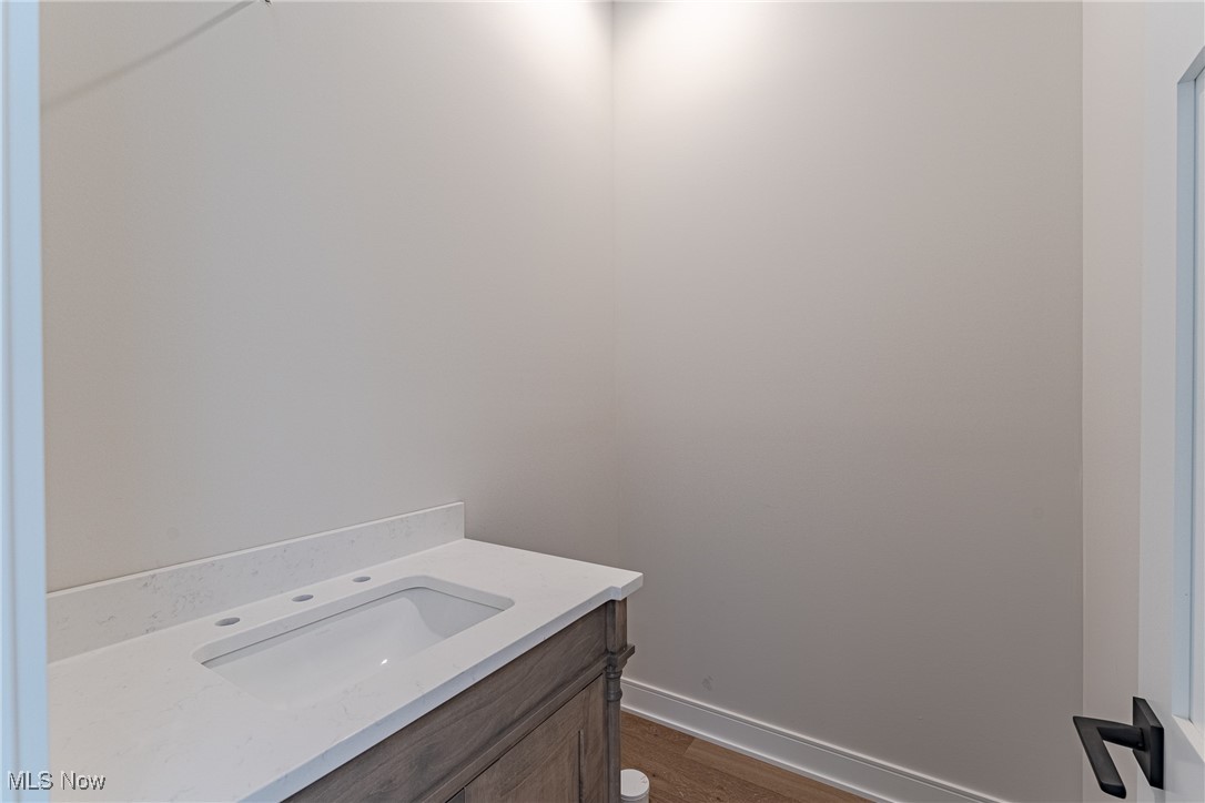 20 Hamlet Court Bratenahl OH 44108