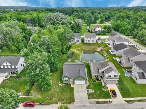 10449 Maryland Street Aurora OH 44202