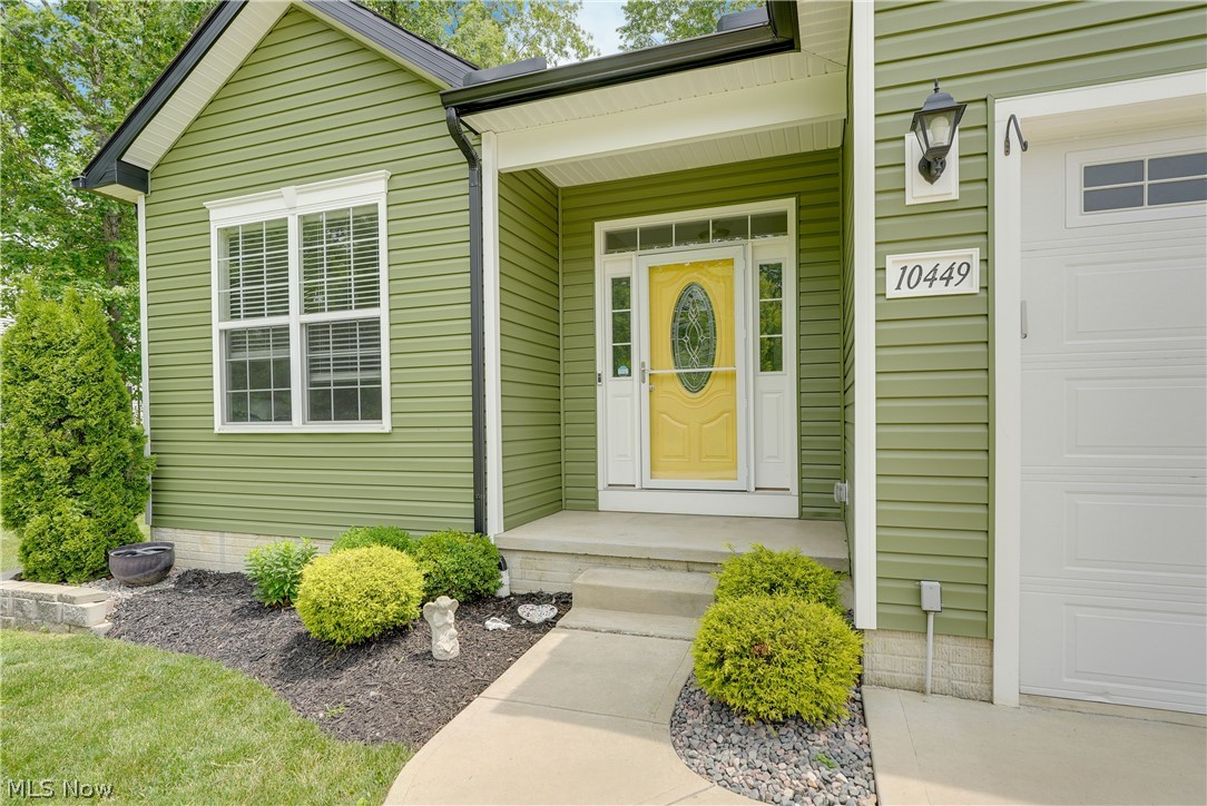 10449 Maryland Street Aurora OH 44202