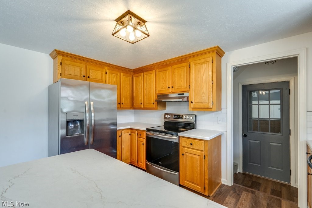 1704 Plymouth Knoll Avenue NW Massillon OH 44646