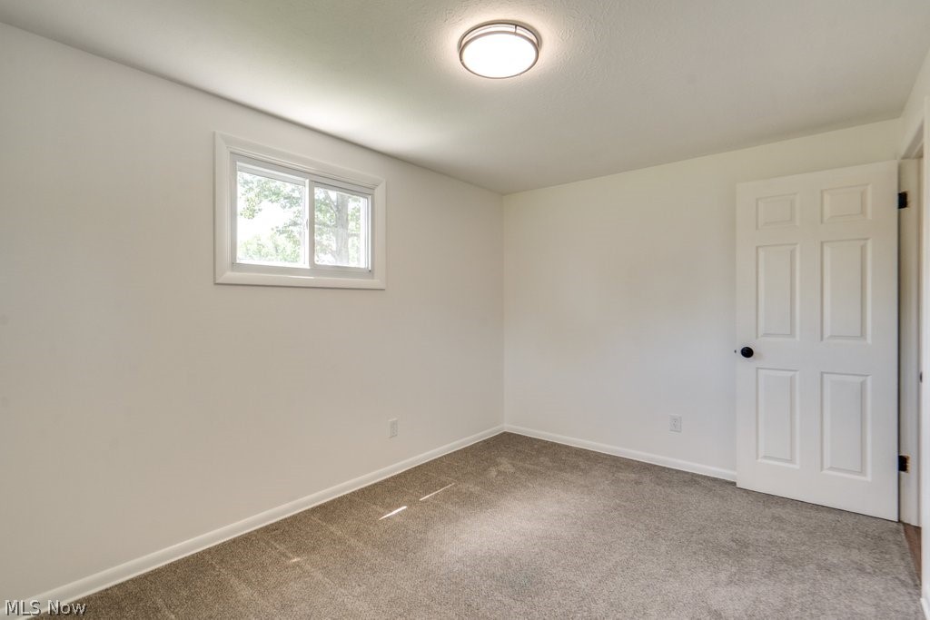 1704 Plymouth Knoll Avenue NW Massillon OH 44646