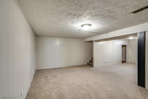1704 Plymouth Knoll Avenue NW Massillon OH 44646