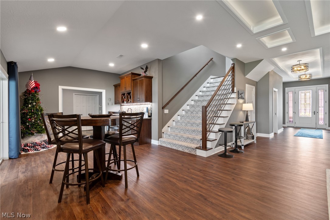 211 Oak Grove Drive Akron OH 44319