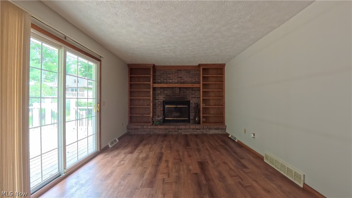 1660 Squaw Creek Drive Girard OH 44420