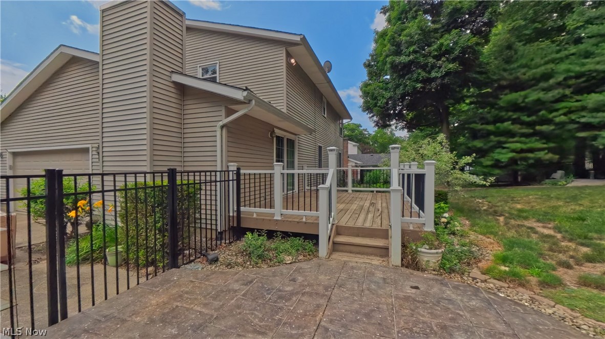 1660 Squaw Creek Drive Girard OH 44420