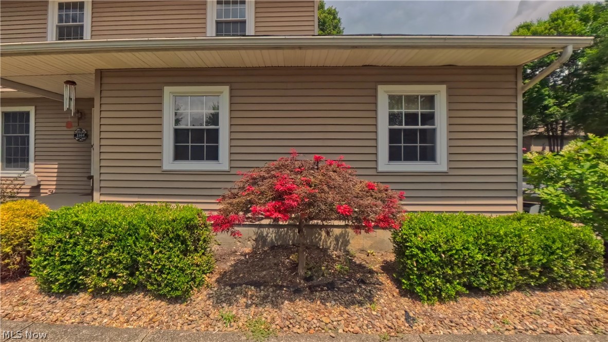 1660 Squaw Creek Drive Girard OH 44420