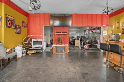 2382 Penny Lane Youngstown OH 44515