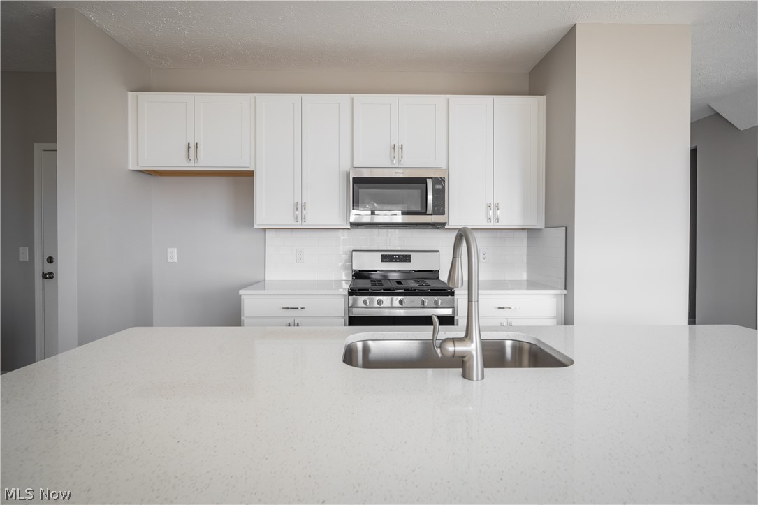 3663 Great Windsor Lane Uniontown OH 44685