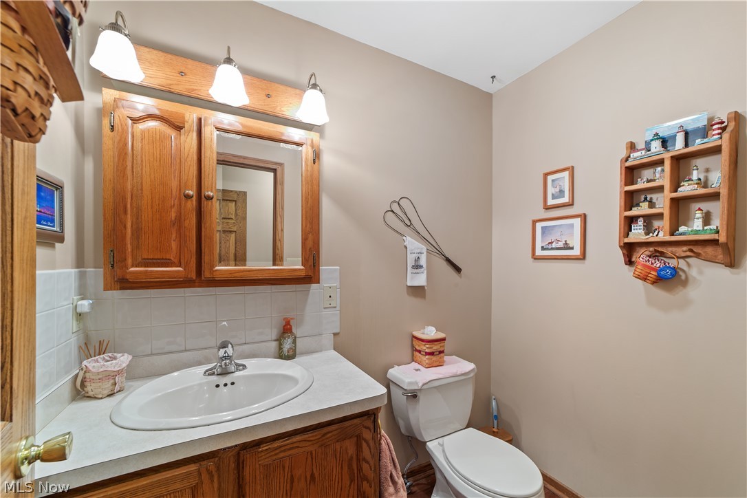 42479 Adelbert Street Elyria OH 44035