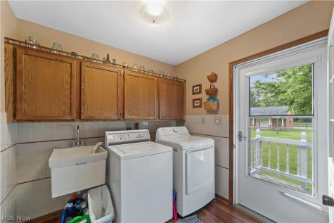 42479 Adelbert Street Elyria OH 44035