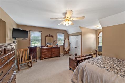 42479 Adelbert Street Elyria OH 44035