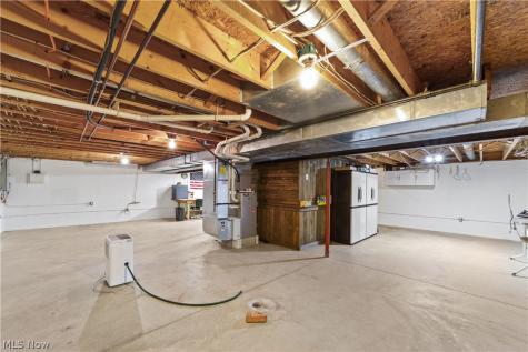 42479 Adelbert Street Elyria OH 44035