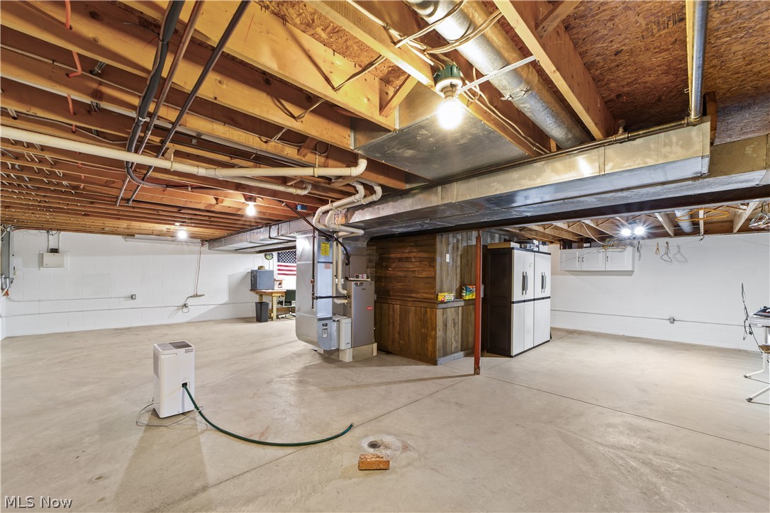 42479 Adelbert Street Elyria OH 44035