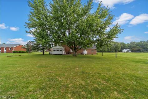 42479 Adelbert Street Elyria OH 44035