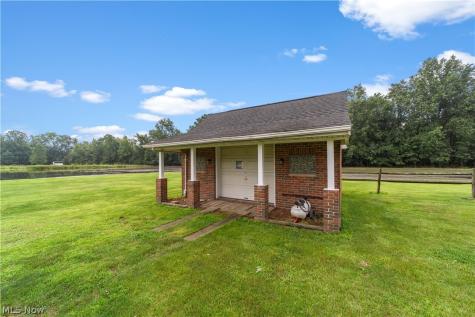 42479 Adelbert Street Elyria OH 44035