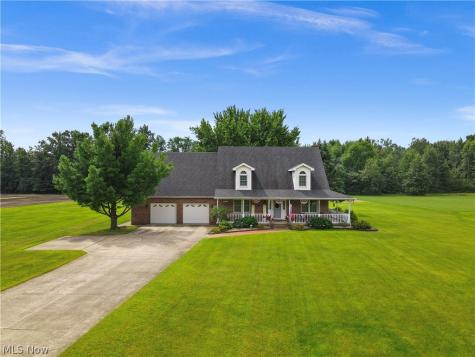 42479 Adelbert Street Elyria OH 44035