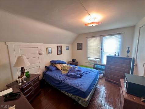 855 Beardsley Street Akron OH 44311