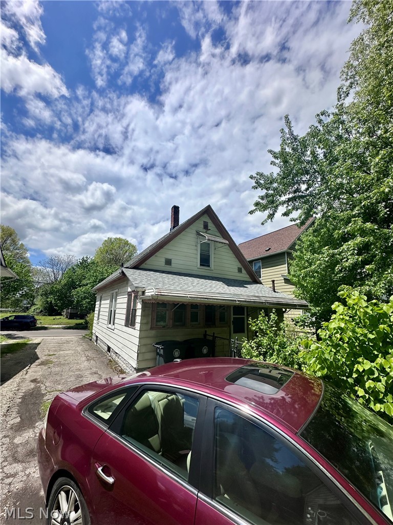 855 Beardsley Street Akron OH 44311