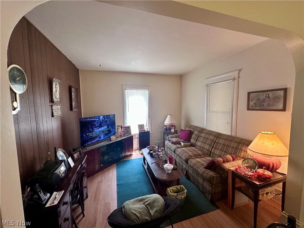 855 Beardsley Street Akron OH 44311