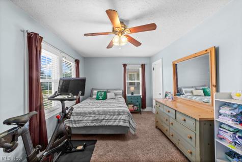 1480 Bunts Road Lakewood OH 44107