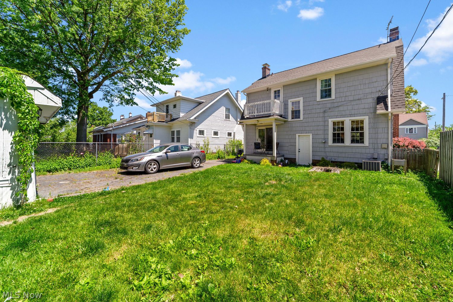 1480 Bunts Road Lakewood OH 44107