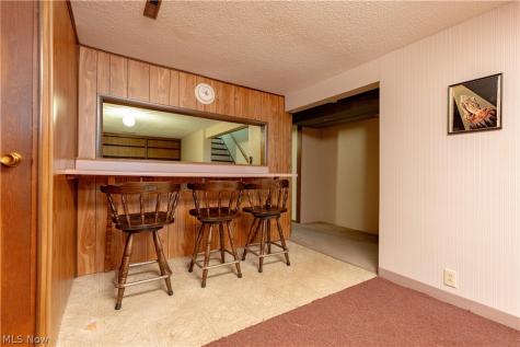 2032 Walsh Street Louisville OH 44641