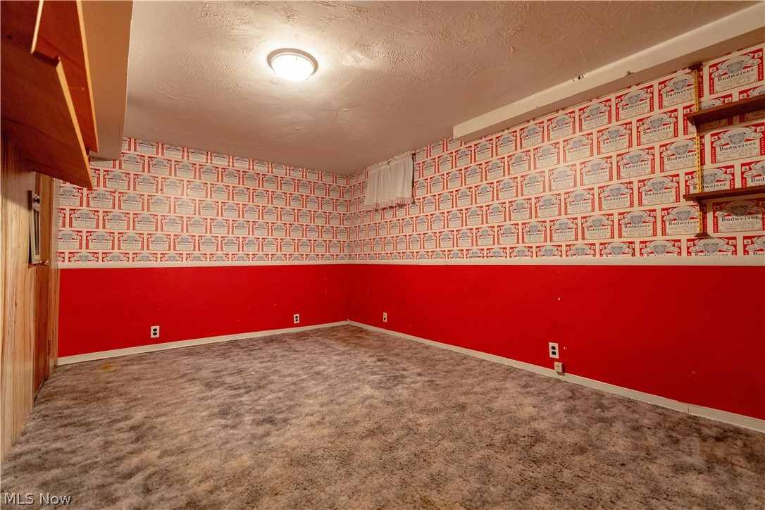 2032 Walsh Street Louisville OH 44641