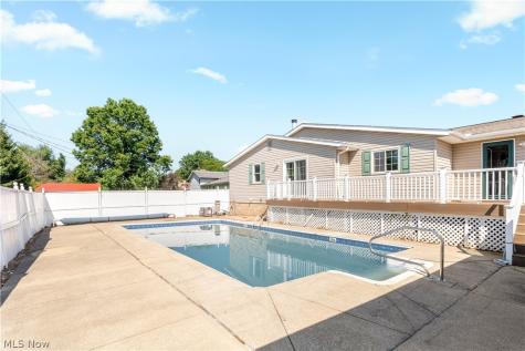 2032 Walsh Street Louisville OH 44641