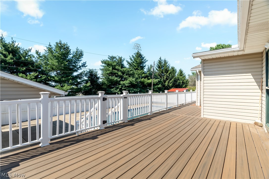 2032 Walsh Street Louisville OH 44641
