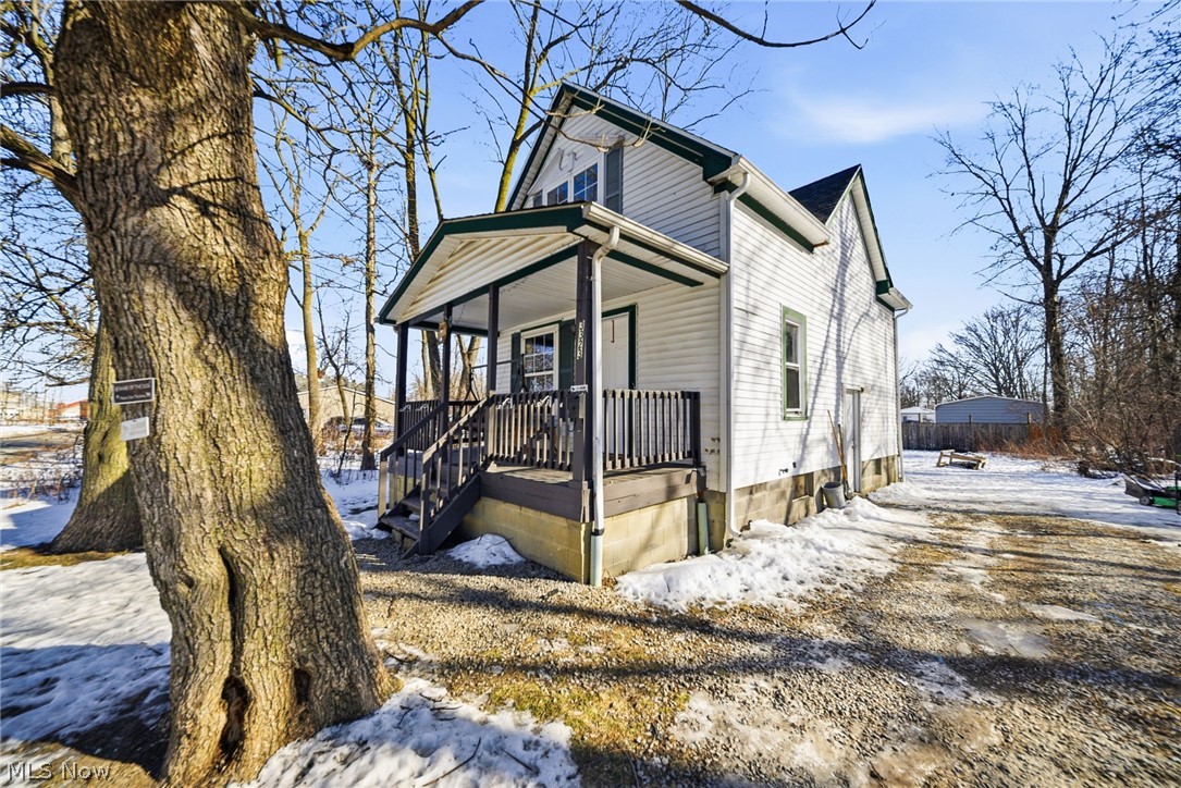 3323 Dallas Avenue Lorain OH 44055