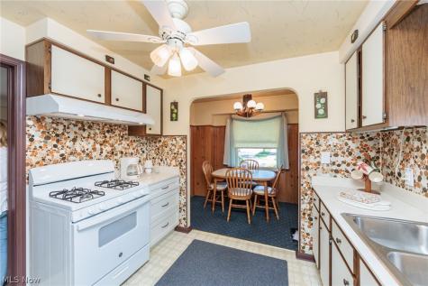6025 E 135th Street Garfield Heights OH 44125