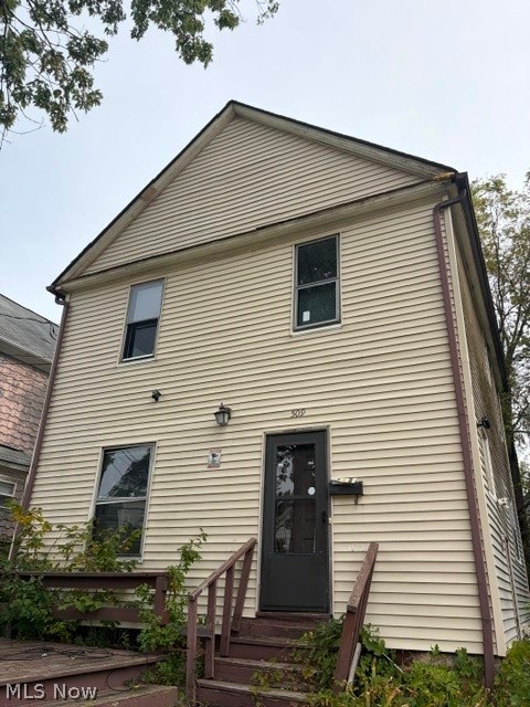 509 Rentschler Street Akron OH 44304