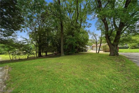 1512 Bonnot Place NE Canton OH 44705