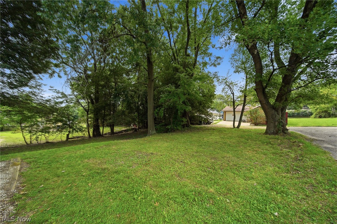 1512 Bonnot Place NE Canton OH 44705