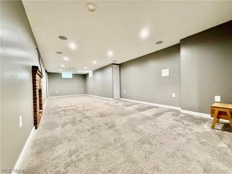 6550 Manchester Road New Franklin OH 44216