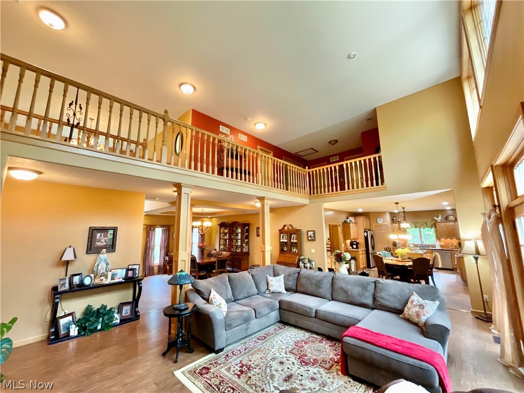 1829 State Route 7 NE Brookfield OH 44403