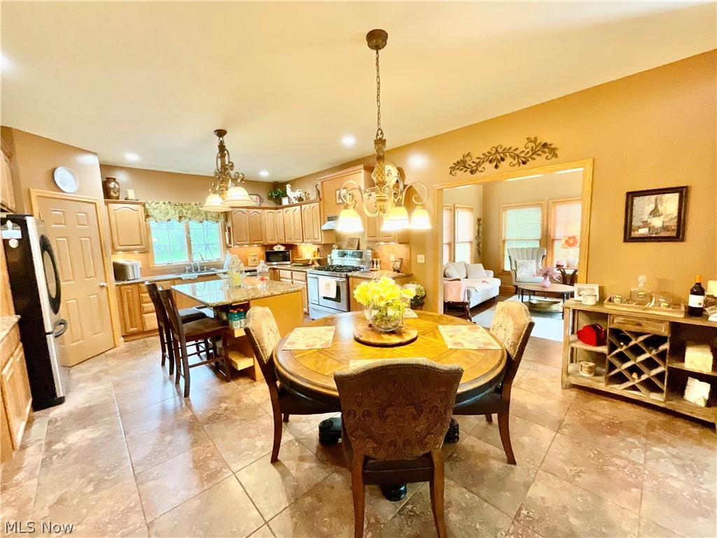 1829 State Route 7 NE Brookfield OH 44403