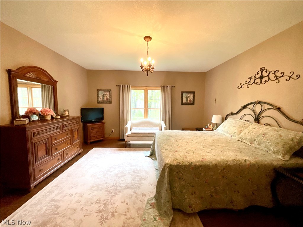 1829 State Route 7 NE Brookfield OH 44403