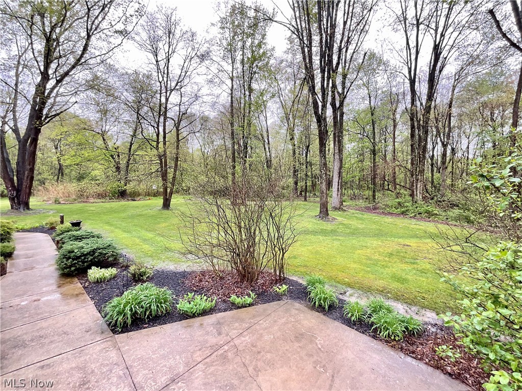 1829 State Route 7 NE Brookfield OH 44403