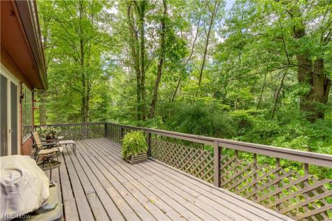 58 Manito Trail Malvern OH 44644