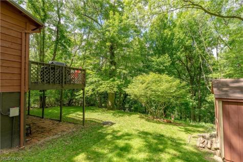 58 Manito Trail Malvern OH 44644