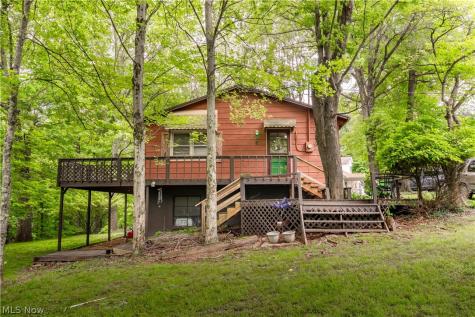 58 Manito Trail Malvern OH 44644