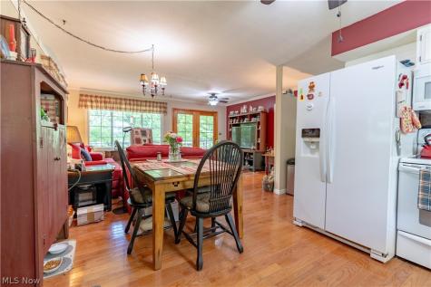 58 Manito Trail Malvern OH 44644